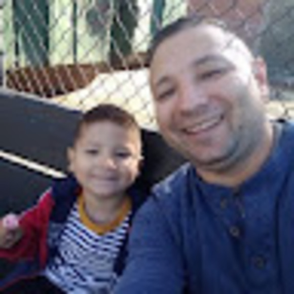 Meet your Posher, Moises - Picture 1 of 1